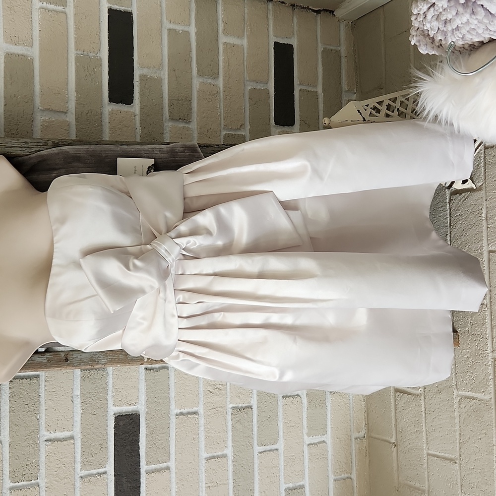 Donna Morgan White Satin Strapless Dress with Bow NWT